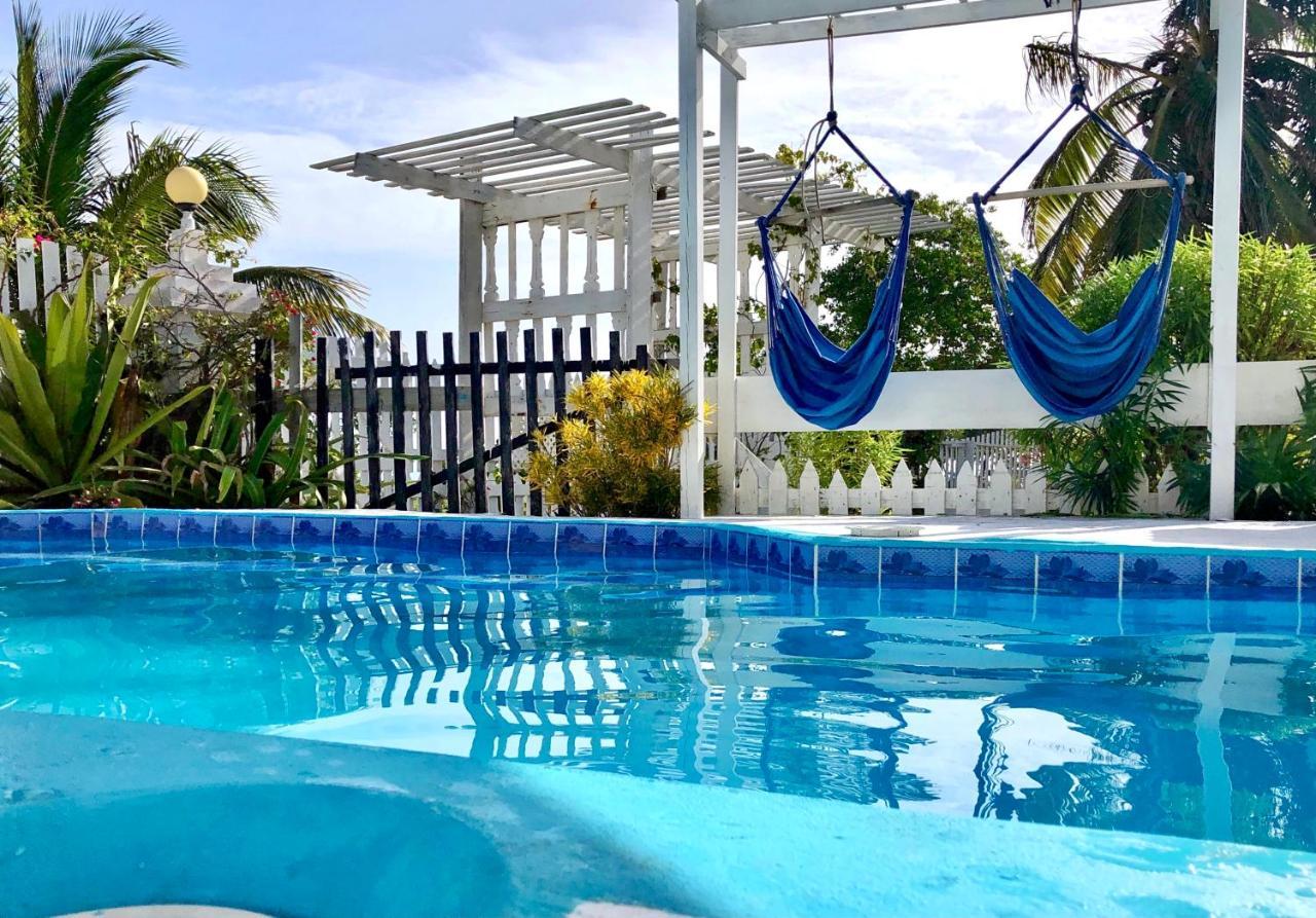 The Novelo Hotel Caye Caulker Eksteriør billede