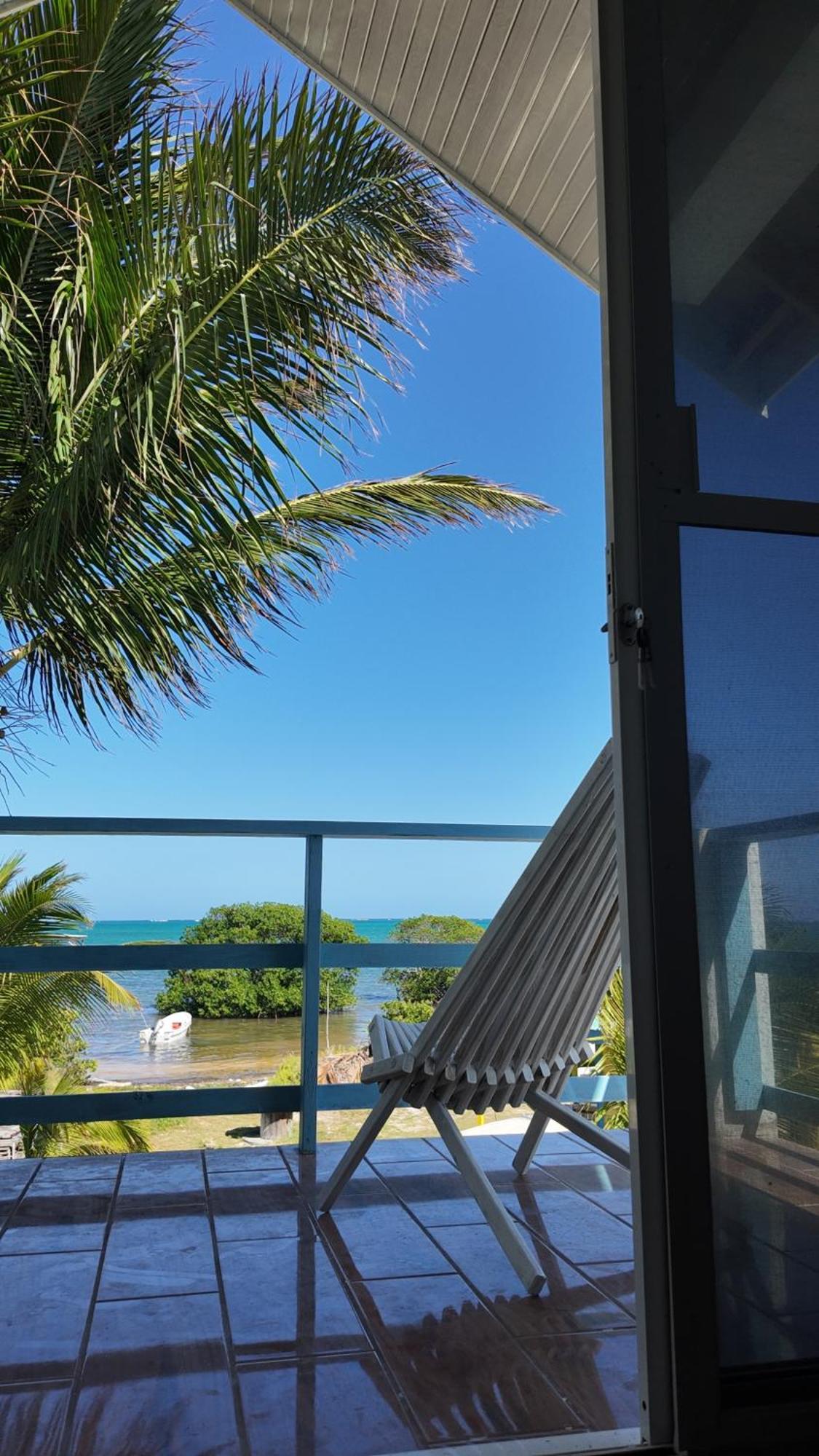 The Novelo Hotel Caye Caulker Eksteriør billede