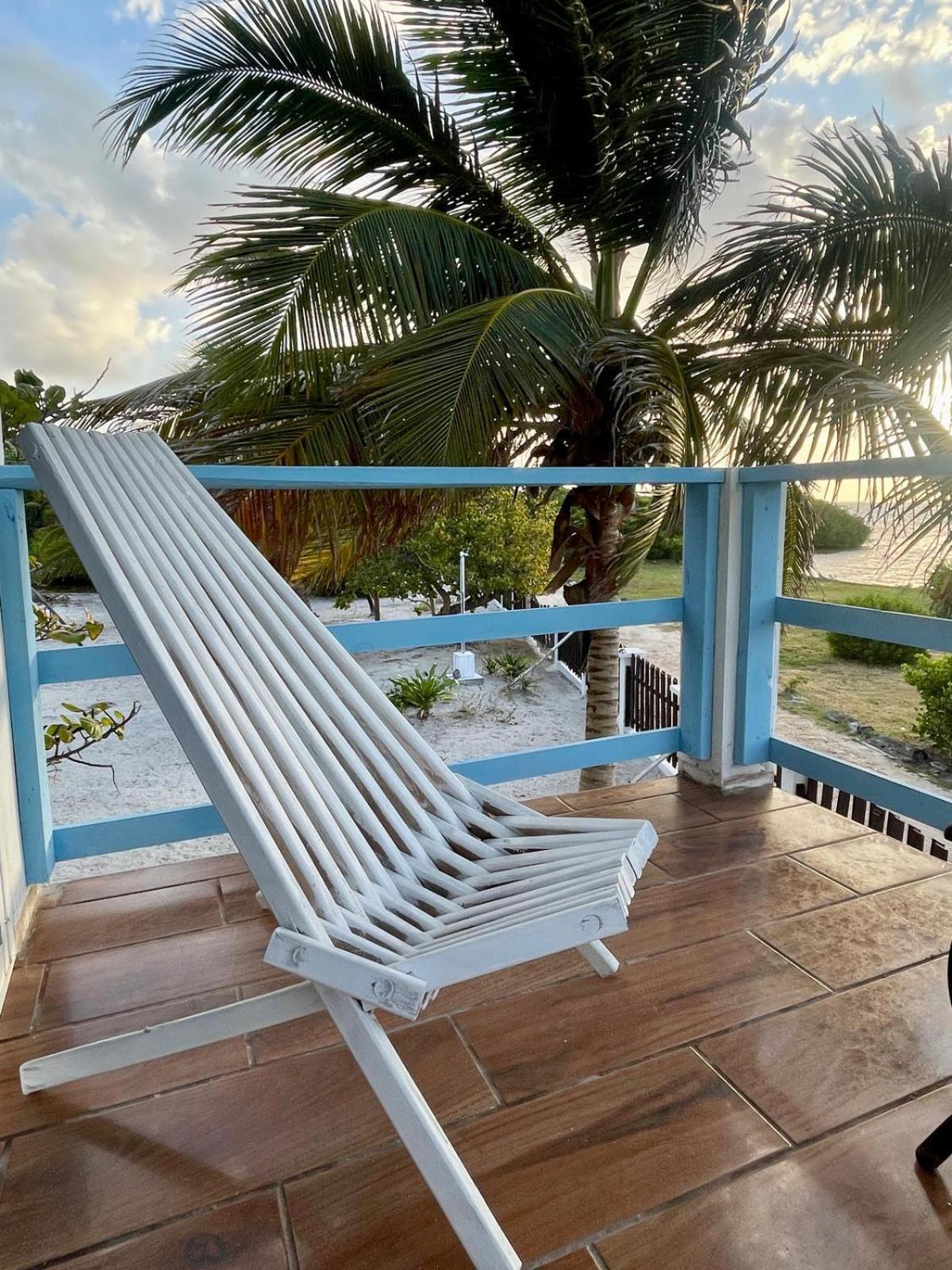 The Novelo Hotel Caye Caulker Eksteriør billede